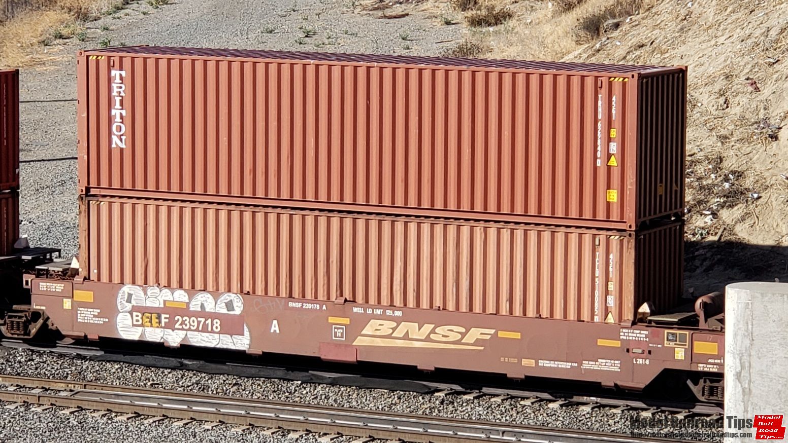 BEEF (BNSF) 239718
BNSF 239718
Has some funny graffiti "BEEF"
Maxi-I five unit 40' well intermodal car 
2 October 2021
Pepper Ave overpass 
West Colton CA 

