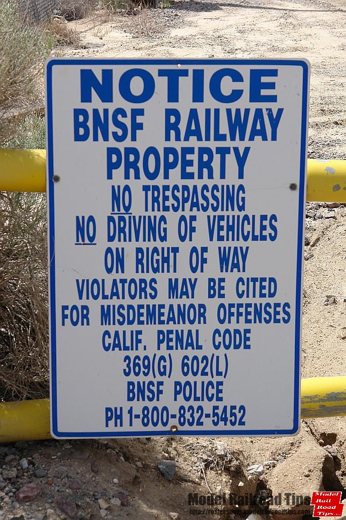 BNSF ROW Sign
